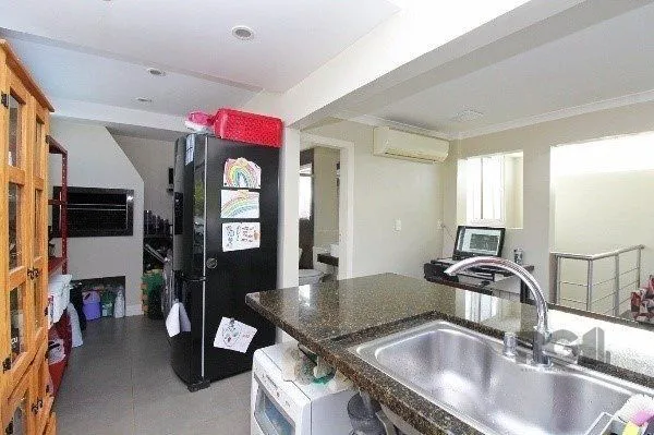 Imagem Bela cobertura 2 quartos com suíte e vaga coberta, sacada e piscina - 123m² - Bairro Petrópolis