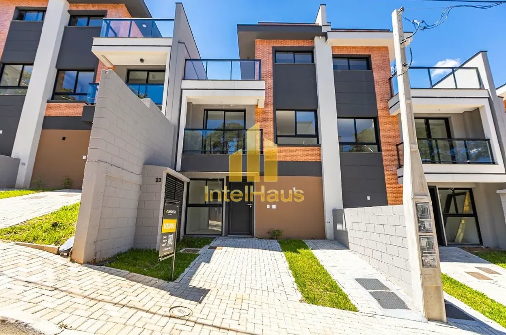 Imagem Viver cercado pela natureza sem abrir mÃ£o da praticidade urbana. Esta casa triplex no OASIS CondomÃ...