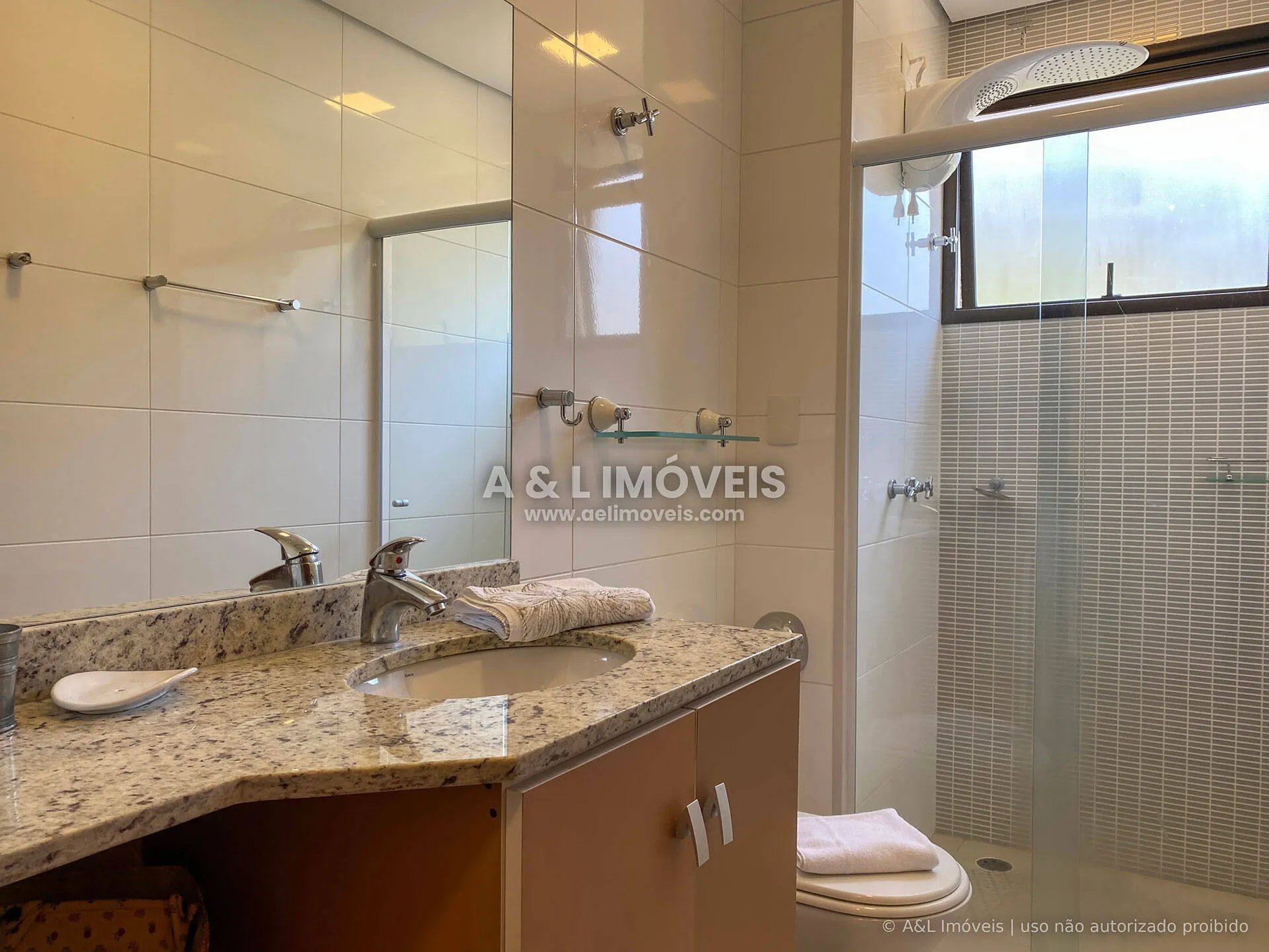 Imagem Apartamento à venda a 1,5 km do Capivari com 2 dormitórios