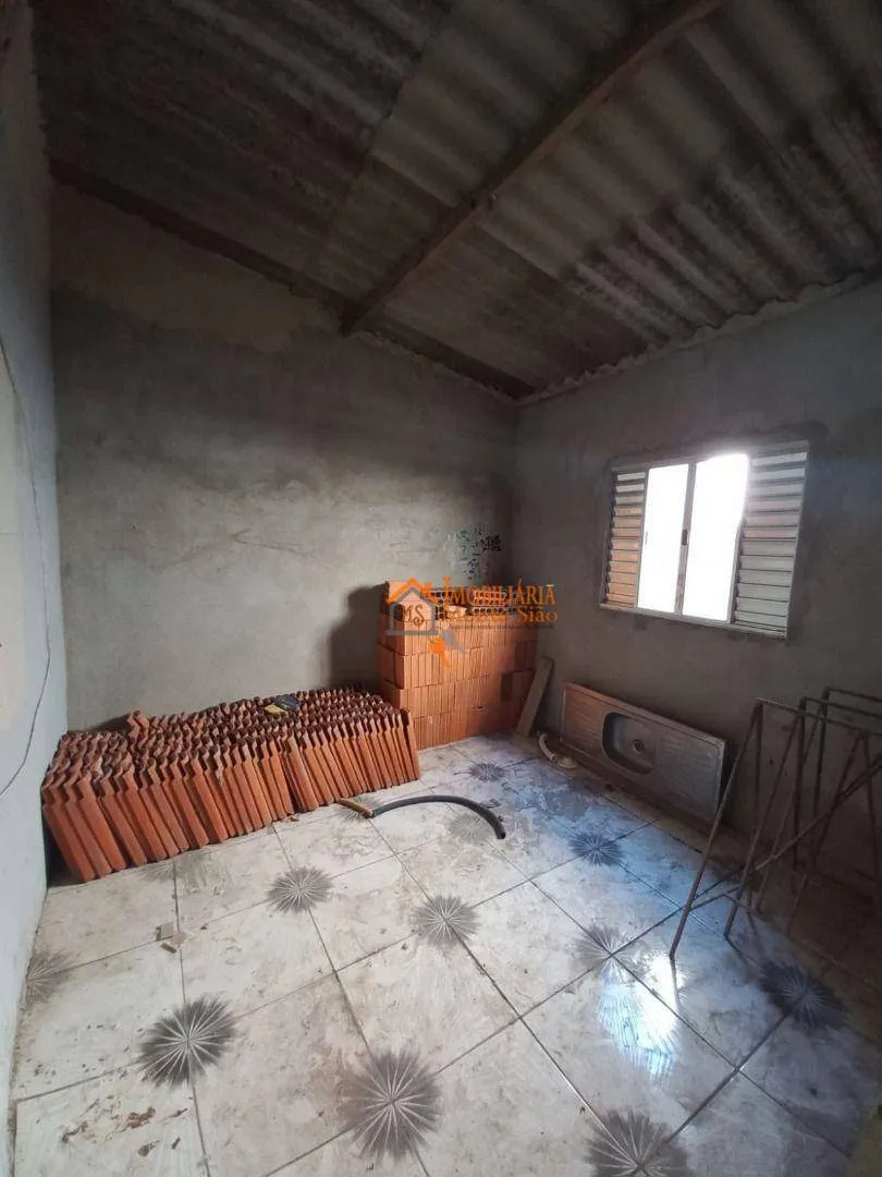 Imagem Casa com 9 dormitórios à venda, 490 m² por R$ 450.000,00 - Cidade Soberana - Guarulhos/SP