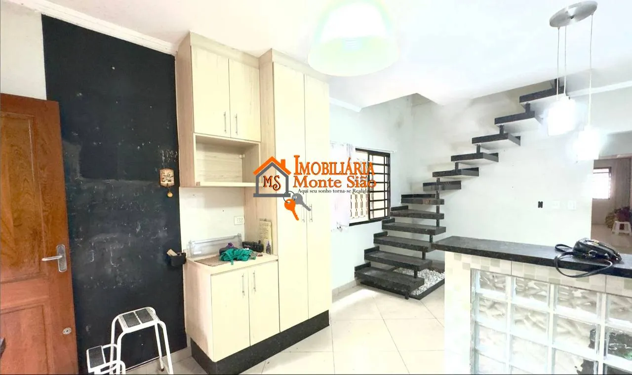Imagem Sobrado com 4 dormitórios à venda, 175 m² por R$ 795.000,00 - Parque Continental - Guarulhos/SP