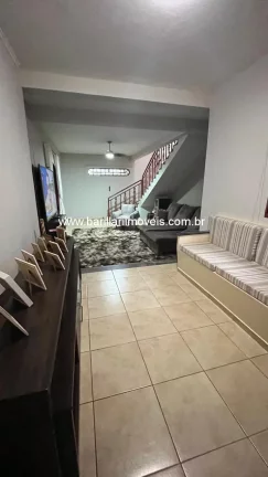Imagem Imperdível oportunidade: Casa à venda em Ribeirão Preto-SP, bairro Adelino Simioni! 3 quartos, 1 suíte, 3 salas, 4 banheiros, 3 vagas de garagem, 300m².
