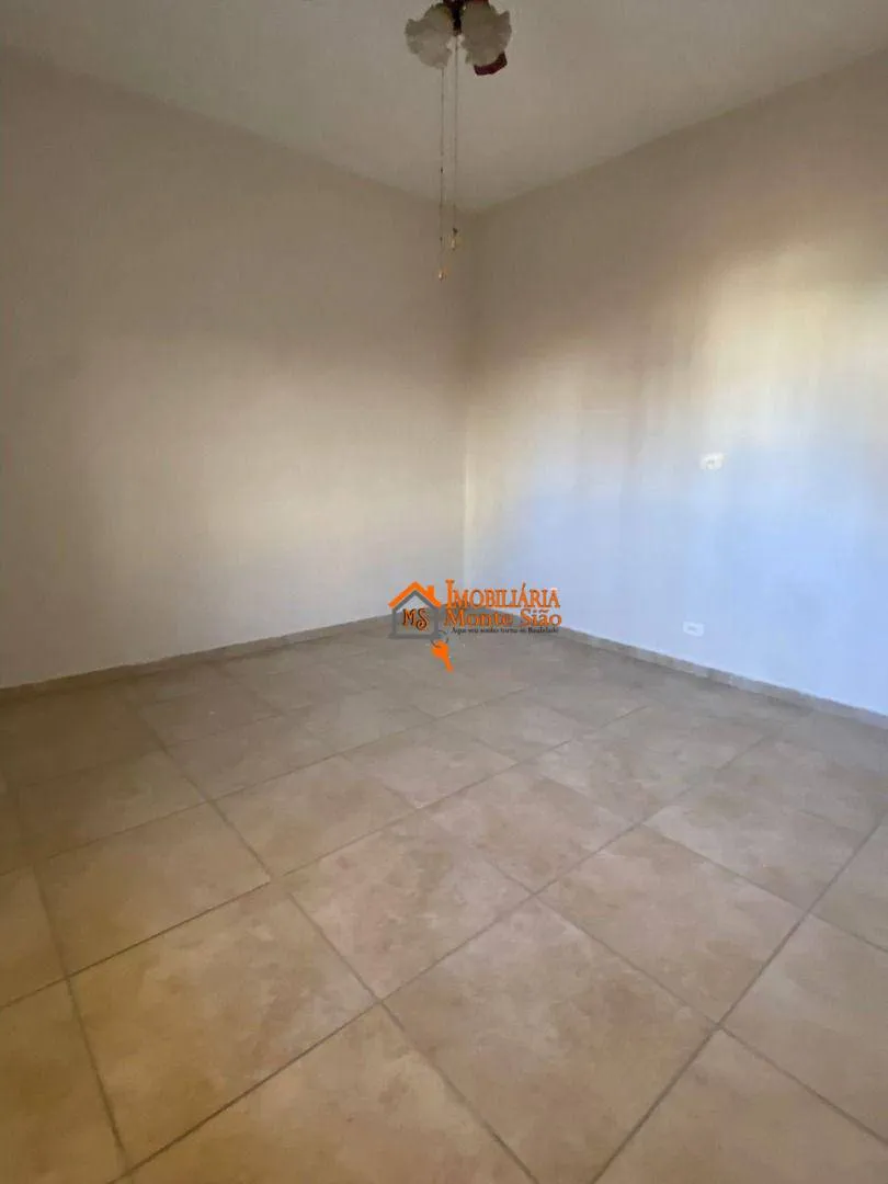 Imagem Casa Assobradada à Venda no Centro de Guarulhos - 3 Dorms e Suíte!