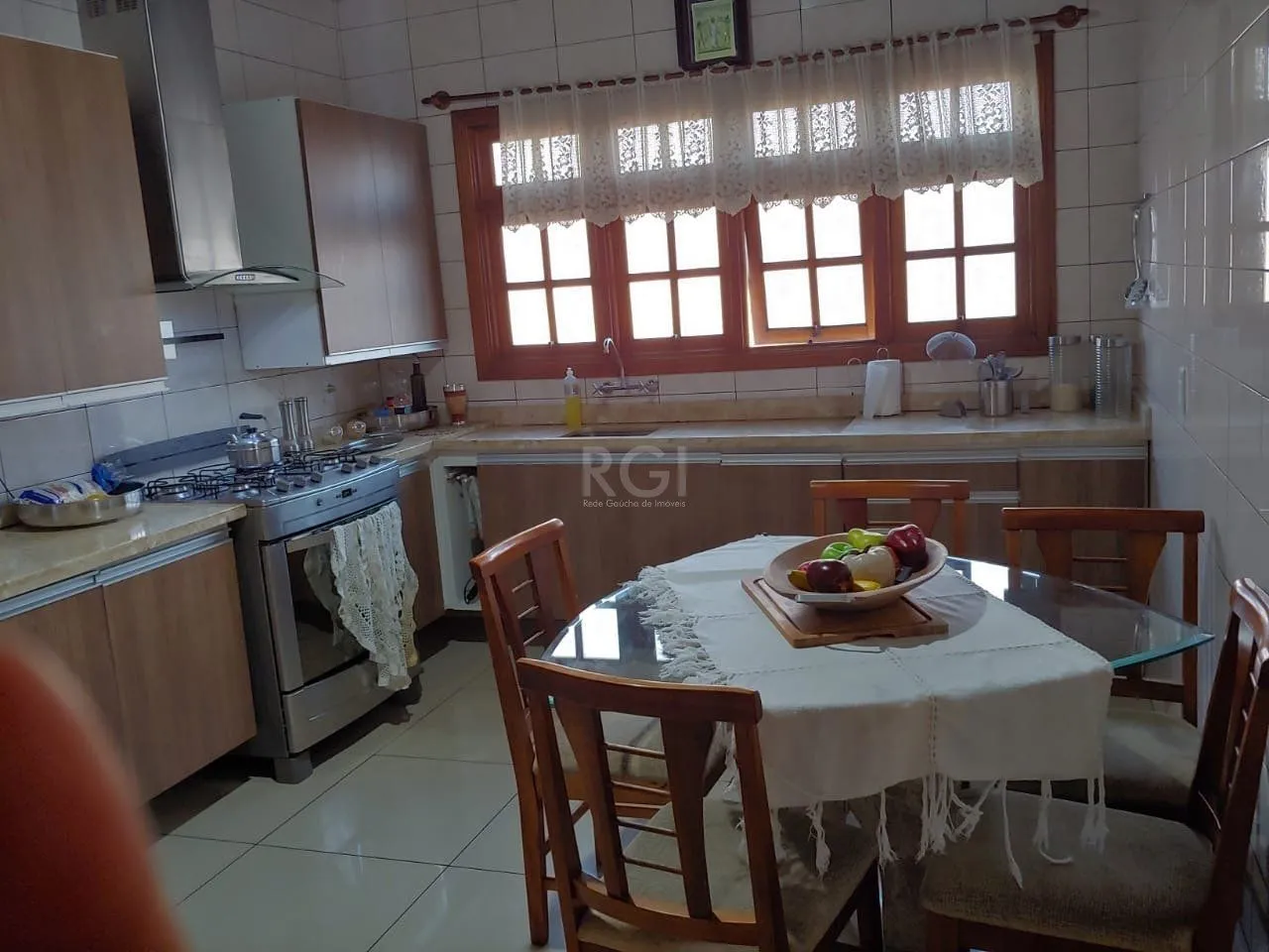 Imagem Casa para Venda - 250m², 3 dormitórios, sendo 1 suites, 5 vagas - Santa Rosa