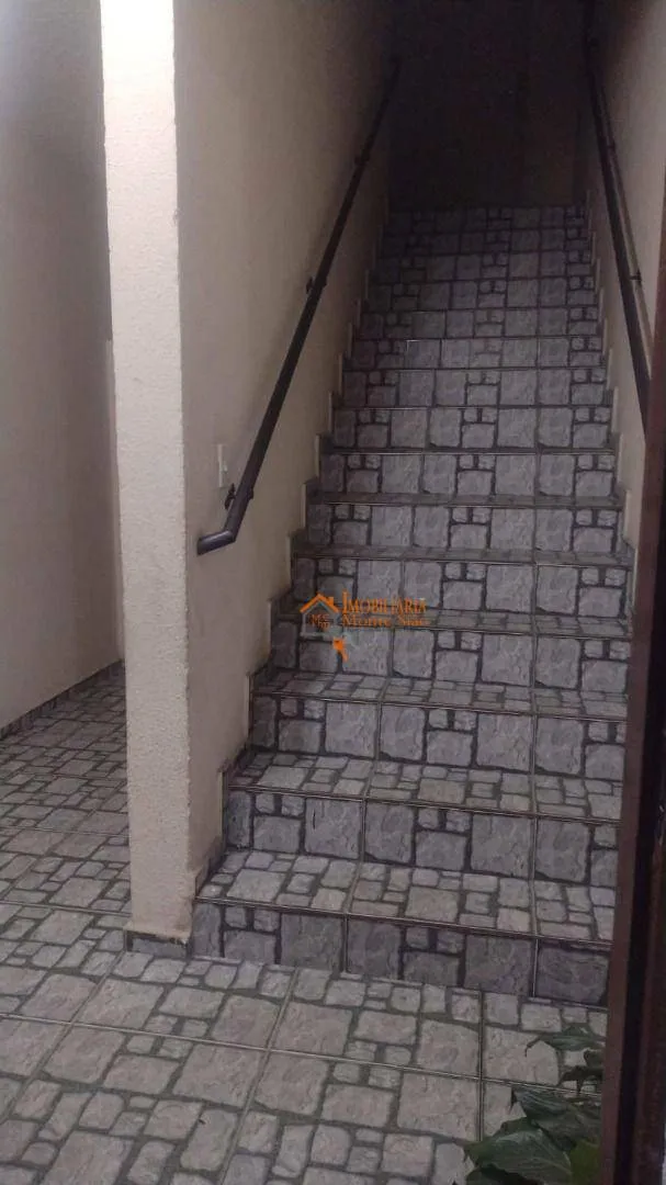 Imagem Apartamento com 2 dormitórios à venda, 46 m² por R$ 203.000,00 - Jardim Santo Expedito - Guarulhos/SP