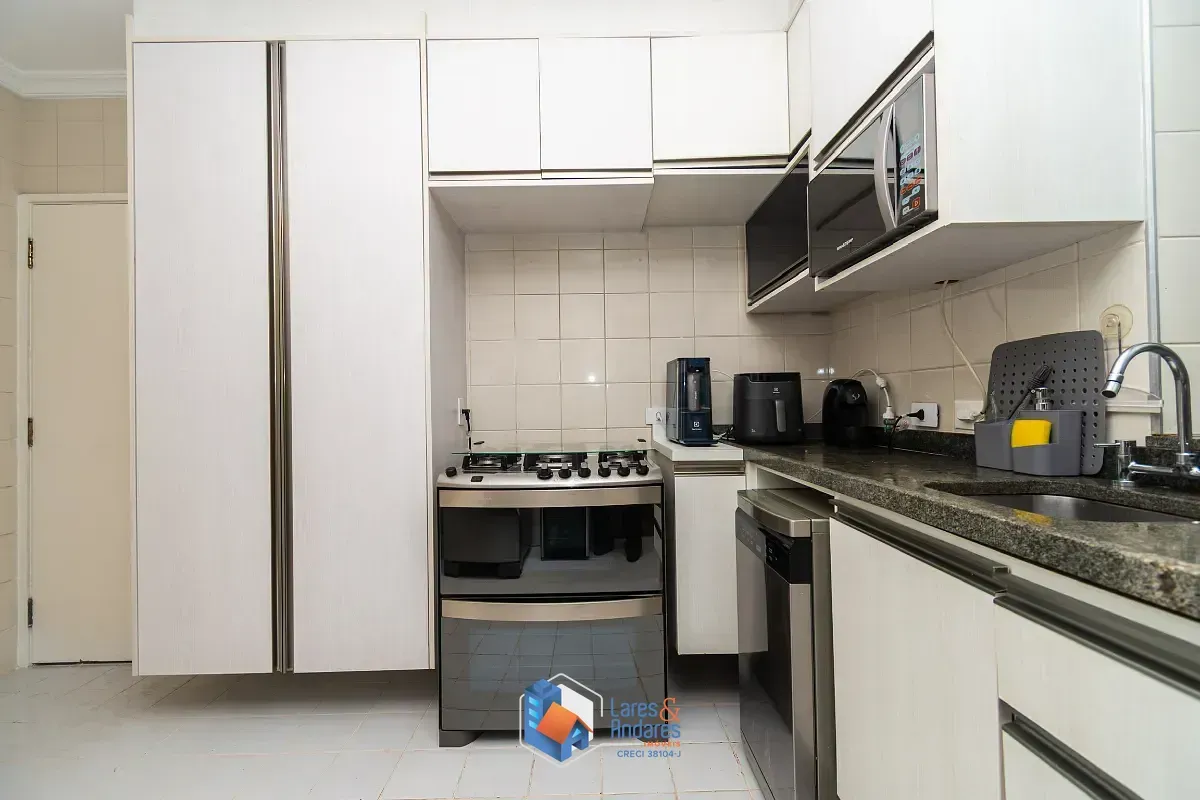 Imagem Apartamento para venda em Moema com 3 quartos, sendo 1 suíte, 90m²