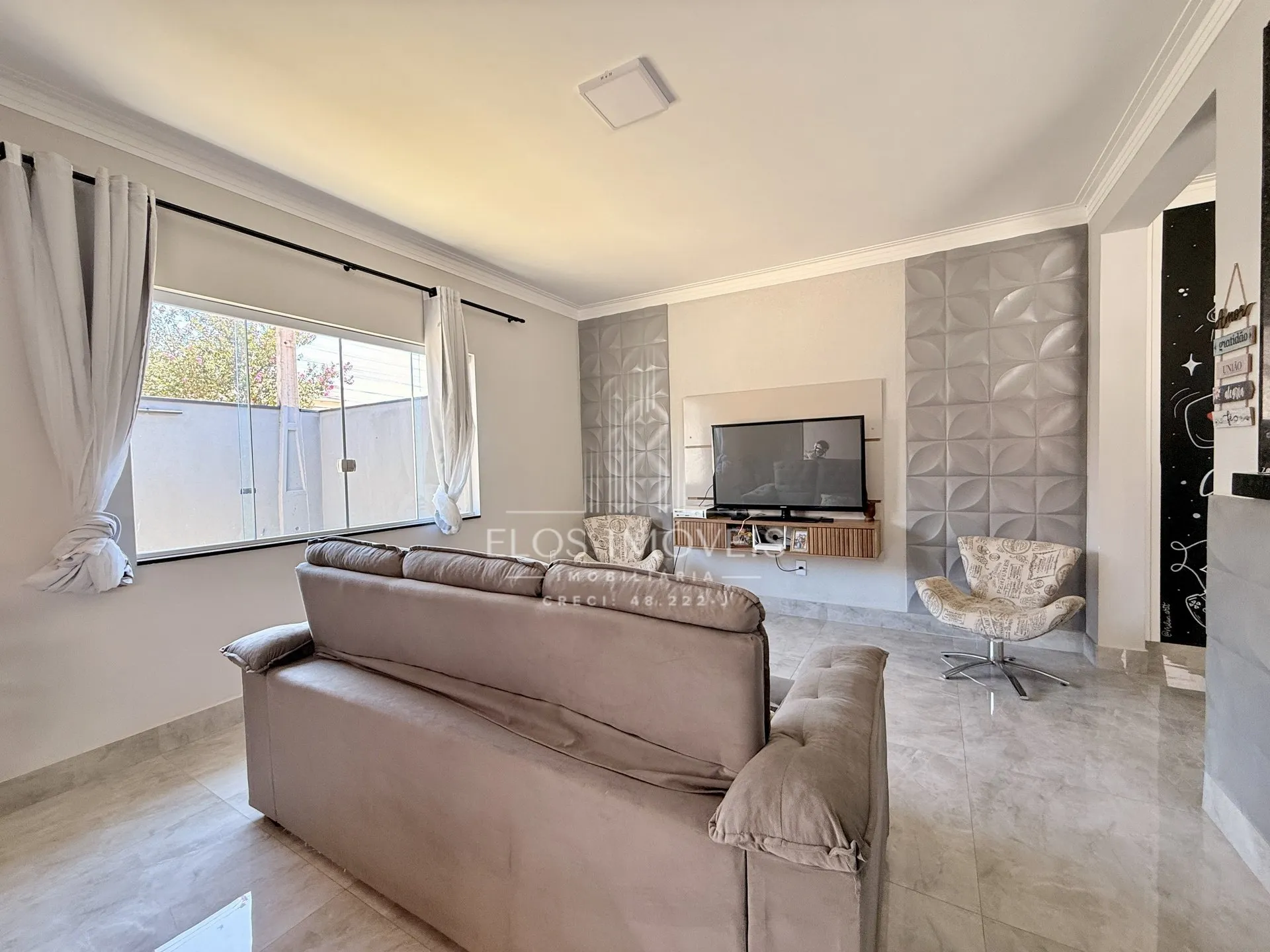 Imagem Casa de 2 quartos, 110m² no bairro Jardim dos Jequitibás, em Limeira