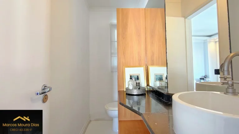 Imagem Apartamento Cobertura Duplex em Perdizes com 2 Suítes, Churrasqueira, 2 Vagas de Garagem, Edifício com Portaria 24 hs