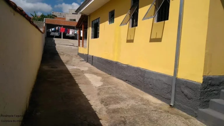 Imagem CASA RESIDENCIAL em POÇOS DE CALDAS - MG, JARDIM COUNTRY CLUB