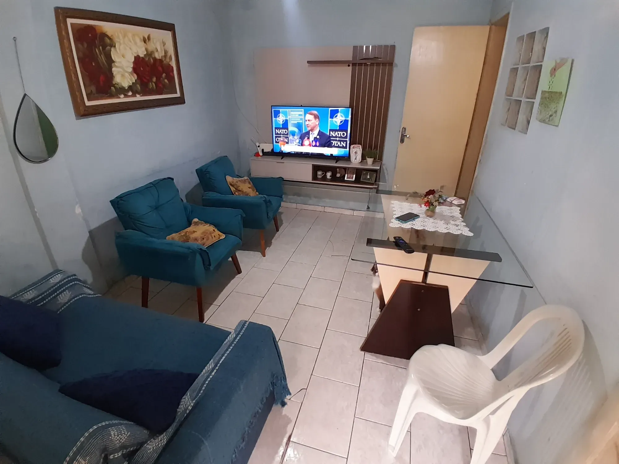 Imagem Casa com 2 Quartos à Venda, 150 metros em Bangu - Rio de Janeiro