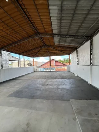 Imagem Casa ampla com 5 dormitórios sendo 3 suites , terraço , e 7 vagas de garagem, no conjunto Santos Dumont, na zona centro-oeste, pode ser financiada