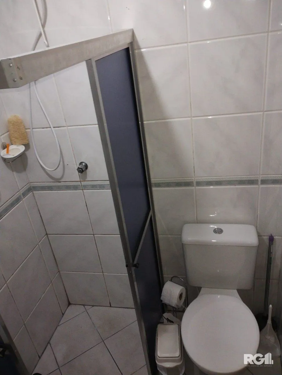 Imagem Apartamento de 1 dormitório com vaga de garagem escriturada na Rua Lopo Gonçalves.