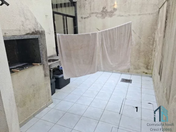 Imagem Sobrado 03 quartos c/suíte, ático, churrasqueira, Mercês/São Francisco em Curitiba PR