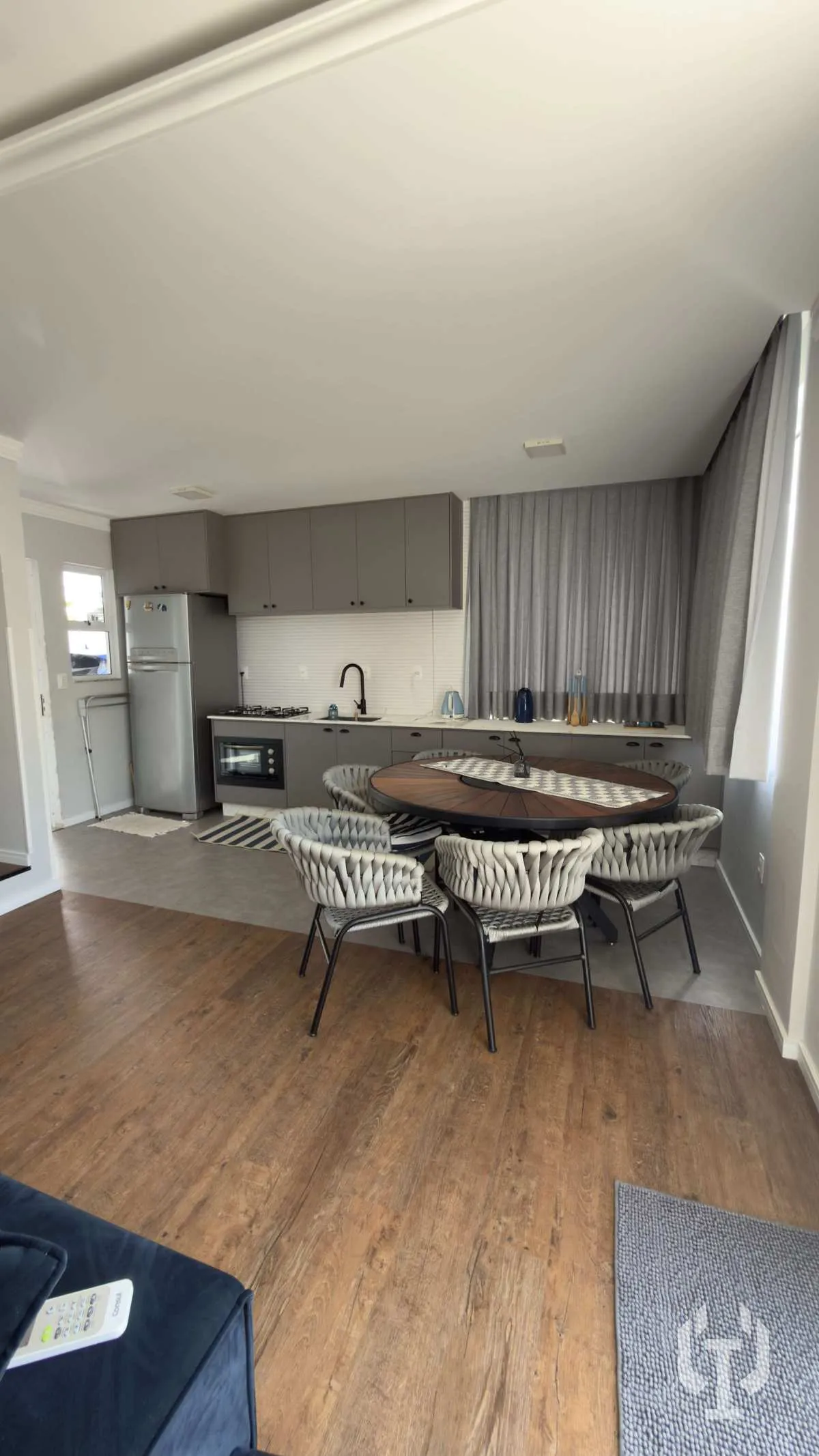 Imagem Casa à venda, com 2 quartos, 100m2