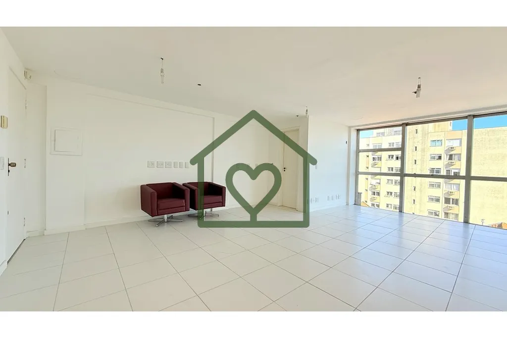 Imagem Sala comercial desocupada à venda no bairro Floresta, localizada na Rua Almirante Barroso, 735, em ...