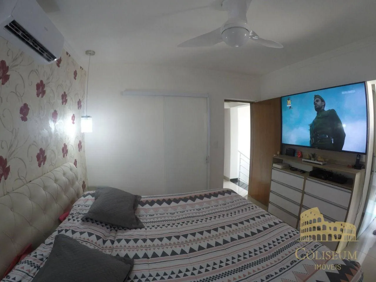 Imagem Casa com 3 dormitórios à venda, 360 m² por R$ 1.800.000,00 - Vila Assunção - Praia Grande/SP