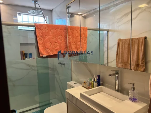 Imagem CASA NA QE 15 GUARÁ II 3 SUÍTES ALTO PADRÃO ELEVADOR TERRENO 200,00M²