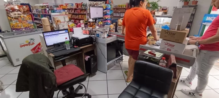 Imagem Ponto Comercial para Venda em Concórdia, Centro, 1 banheiro