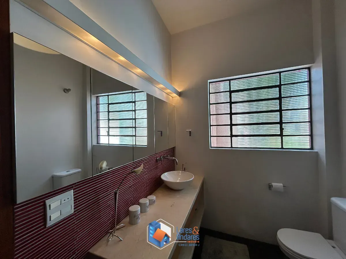Imagem Casa de vila para venda em Jardim Hípico com 3 quartos, sendo 1 suíte, 228m²