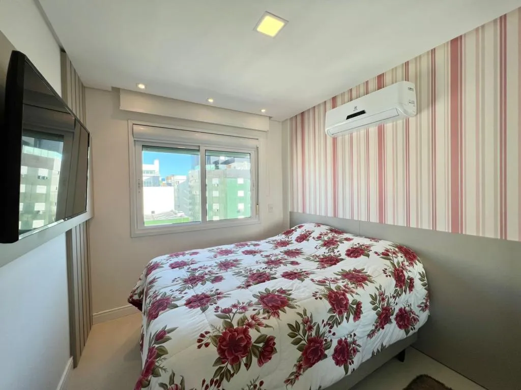Imagem Apartamento 4 Dormitórios - Bairro Navegantes