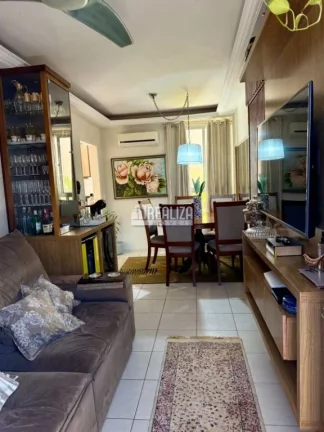 Imagem Casa de 3 dormitórios em condomínio nas Mercês - Uberaba
