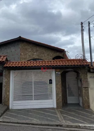 Imagem Sobrado com 3 dormitórios à venda, 250 m por R$ 810.000 - Penha - São Paulo/SP