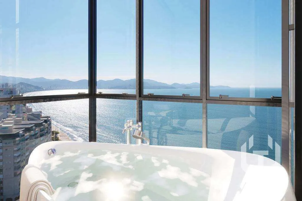 Imagem Apartamento frente mar com 3 suítes em Balneário Perequê
