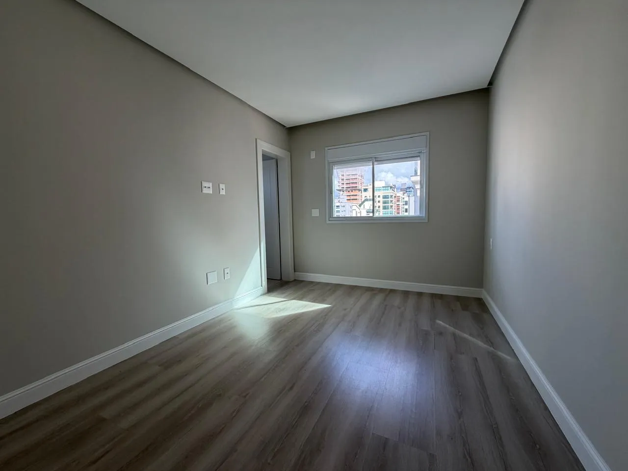 Imagem Apartamento com vista para o mar à venda com 192m2 por R$ 6.590.000,00