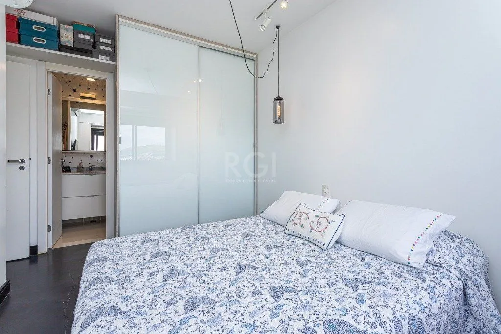 Imagem Apartamento para Venda - 70.07m², 2 dormitórios, sendo 1 suites, 2 vagas - Jardim Botânico