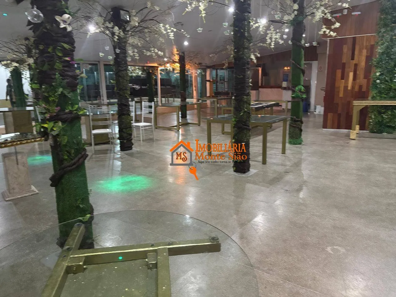 Imagem Salão para alugar, 574 m² por R$ 15.000,00/mês - Jardim Angélica - Guarulhos/SP