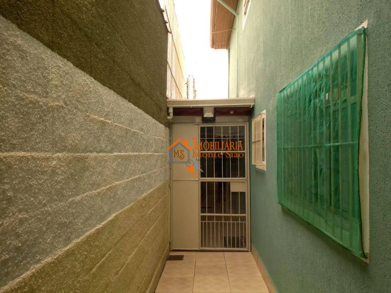 Imagem Sobrado com 3 dormitórios à venda, 176 m² por R$ 640.000,00 - Jardim São Jorge - Guarulhos/SP