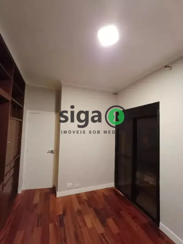 Imagem Apartamento Alto Padrão no Morumbi - 246 m², 4 Dormitórios e 4 Vagas