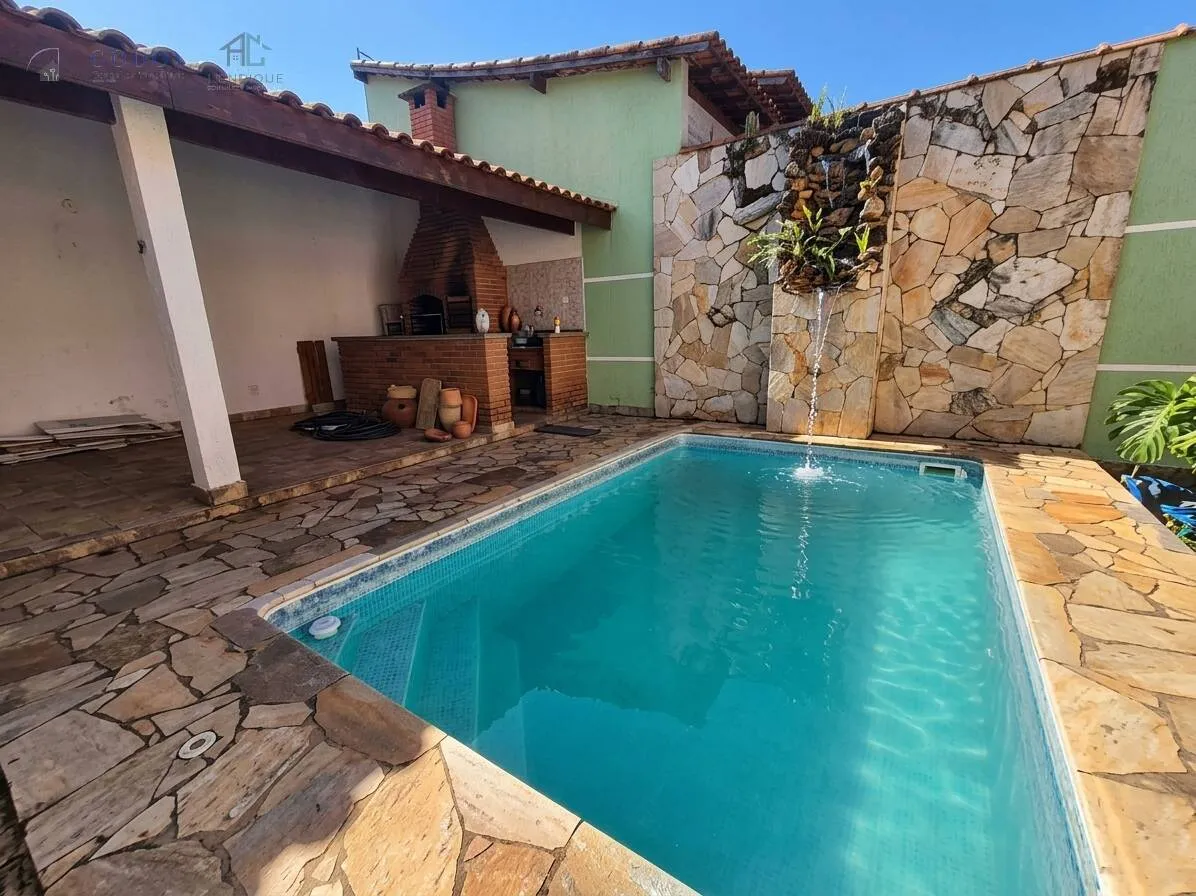 Foto do imóvel Casa Térrea com 3 Dormitórios, Mezanino, Piscina e Área Gourmet
