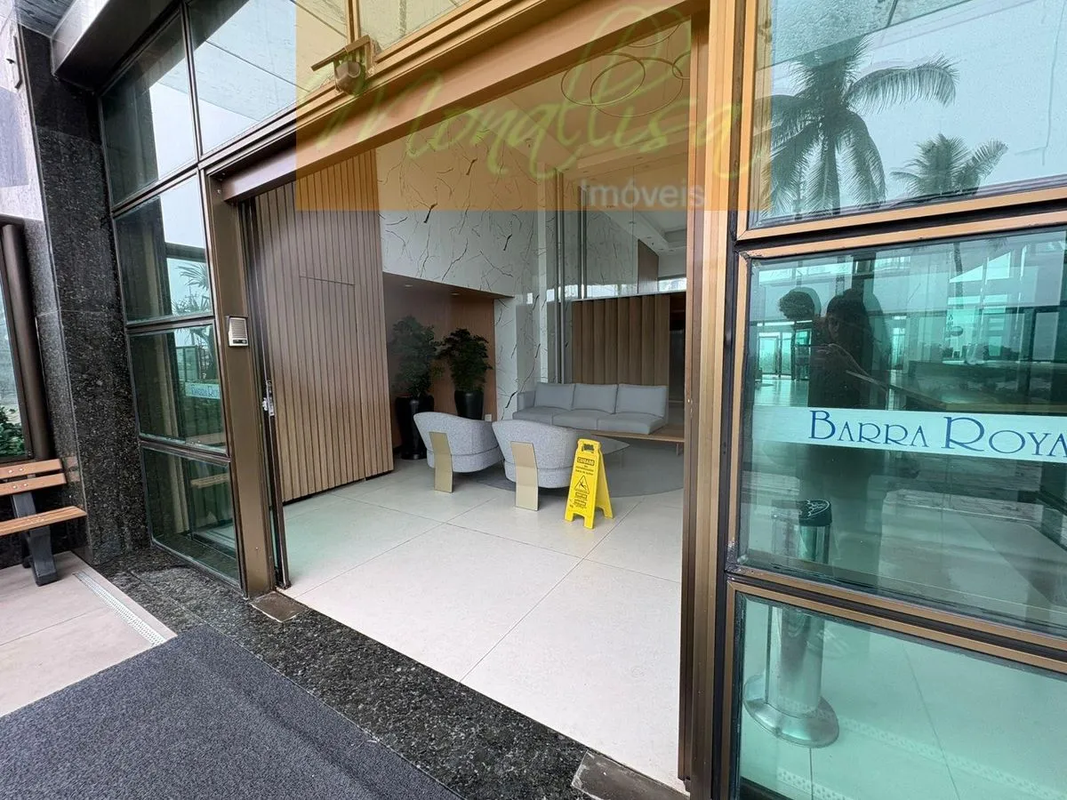Imagem Apartamento com 2 Quartos e 1 Suíte na Barra da Tijuca, Rio de Janeiro - Ap0852