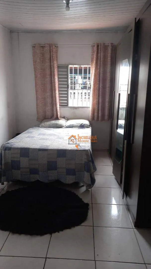Foto do imóvel Sobrado com 3 dormitórios à venda por R$ 320.000,00 - Parque São Miguel - Guarulhos/SP