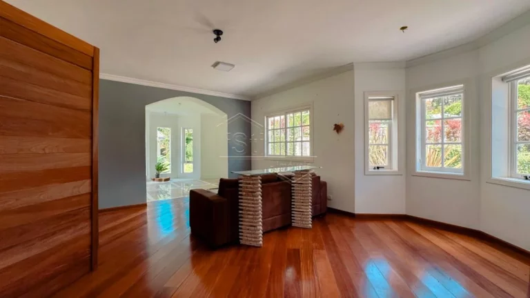 Imagem Casa de Condomínio em Campos do Jordão
