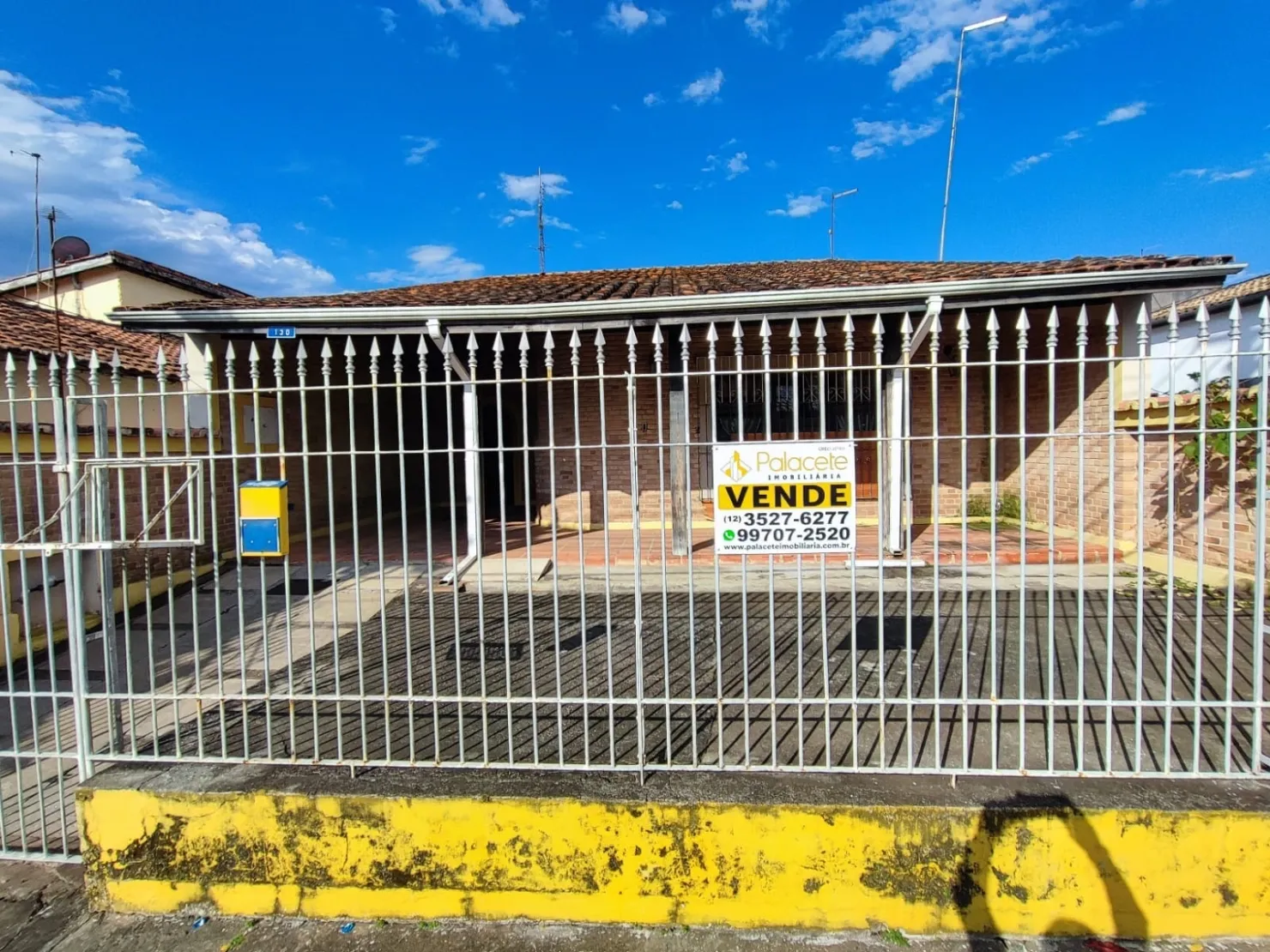 Foto do imóvel Casa à venda 3 Quartos, 1 Suite, 2 Vagas, 270M², Bosque da Princesa, Pindamonhangaba - SP