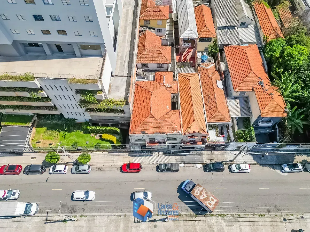 Imagem Sobrado para venda em Piqueri com 7 quartos, 300m²
