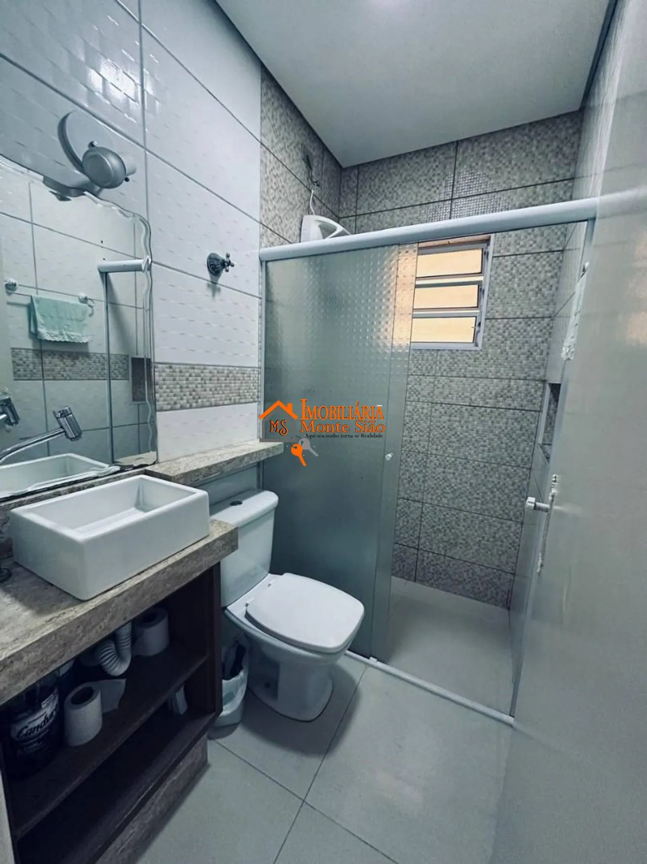 Imagem Sobrado para Locação Comercial ou Residencial - 4 Quartos e 2 Vagas