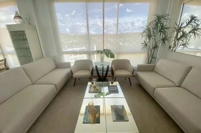 LINDO APARTAMENTO COM 03 QUARTOS, 2 VAGAS NO VILA GRIMM - VALE DOS CRISTAIS