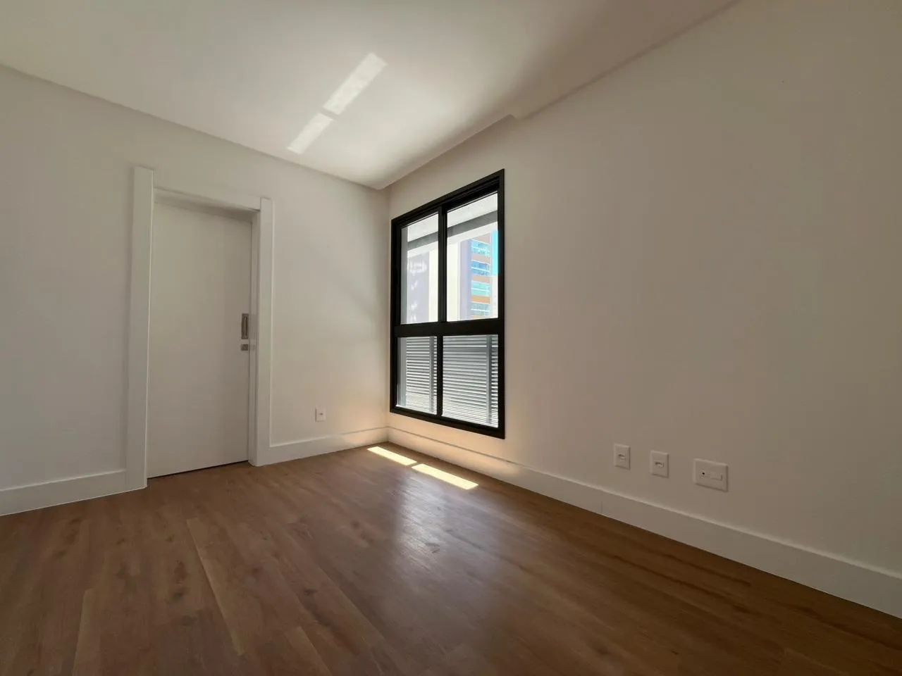 Imagem Apartamento com vista para o mar à venda com 132m2 por R$ 2.900.000,00