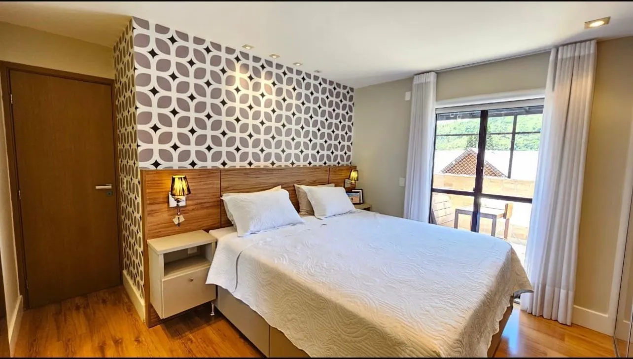 Imagem Apartamento para Venda em Petrópolis / RJ no bairro Itaipava