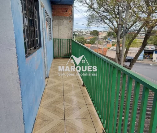 Imagem Imovel com 3 casas, terreno de 400m2
