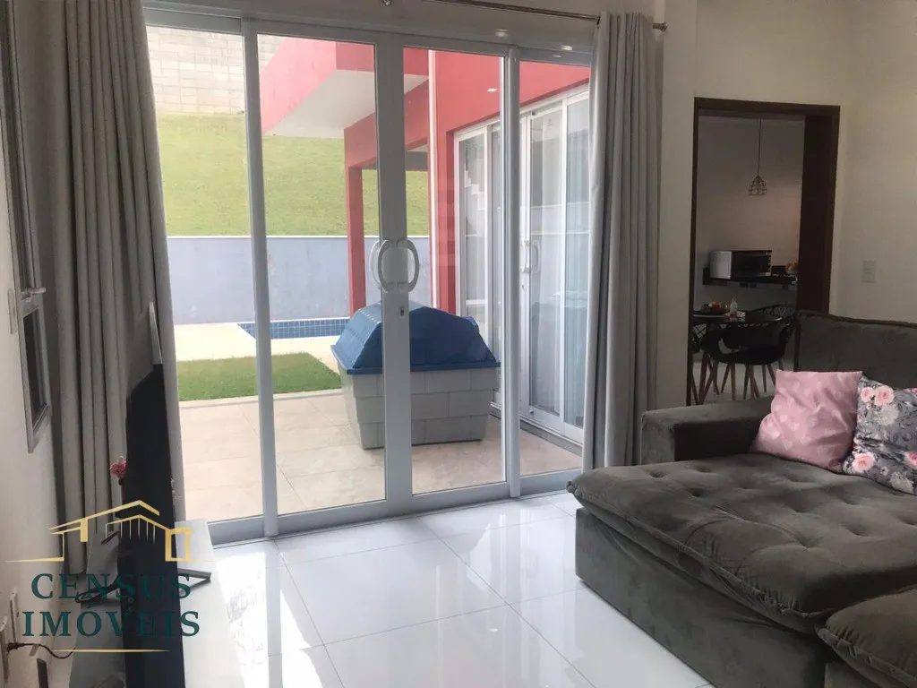 Foto do imóvel: Casa à venda em condomínio com 3 suítes e 175m² em Vinhedo-SP, no Condomínio Morada do Bosque. em Condomínio Residencial Morada do Bosque