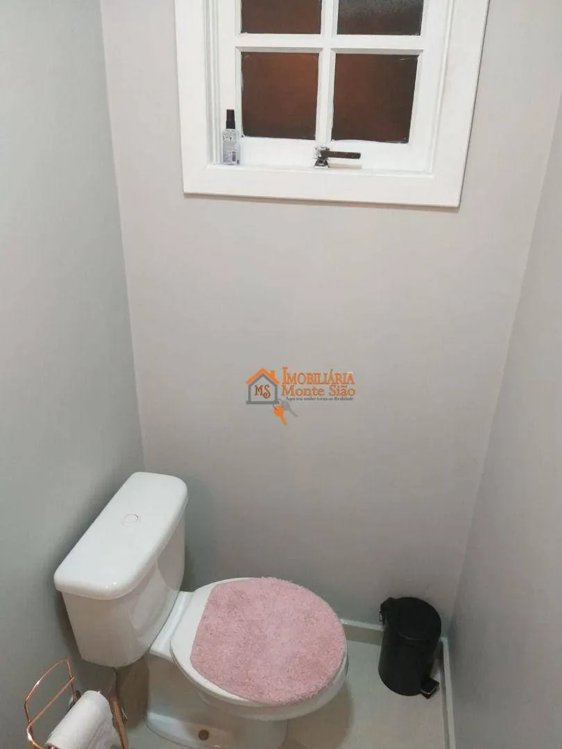 Imagem Casa com 3 dormitórios à venda por R$ 750.000,00 - Vila Rio de Janeiro - Guarulhos/SP