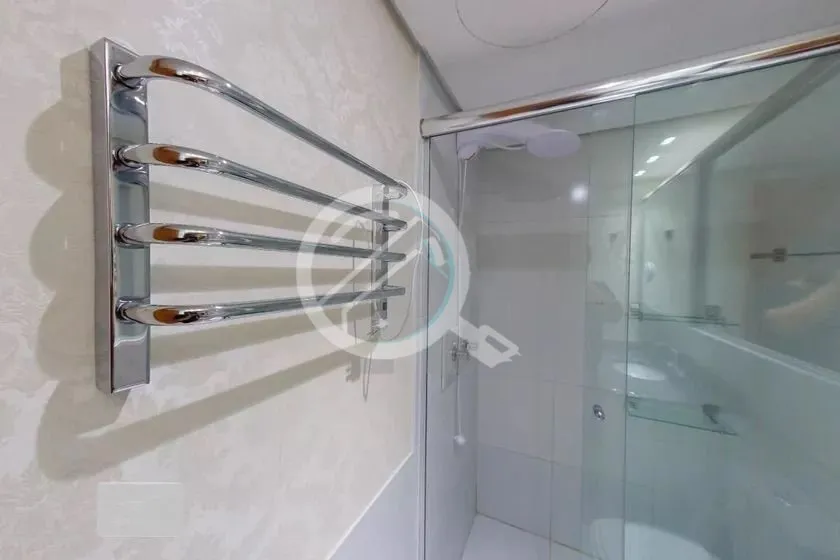 Imagem Procurando um cantinho todo seu, no coração da Cidade Baixa, em Porto Alegre? Este apartamento a v...