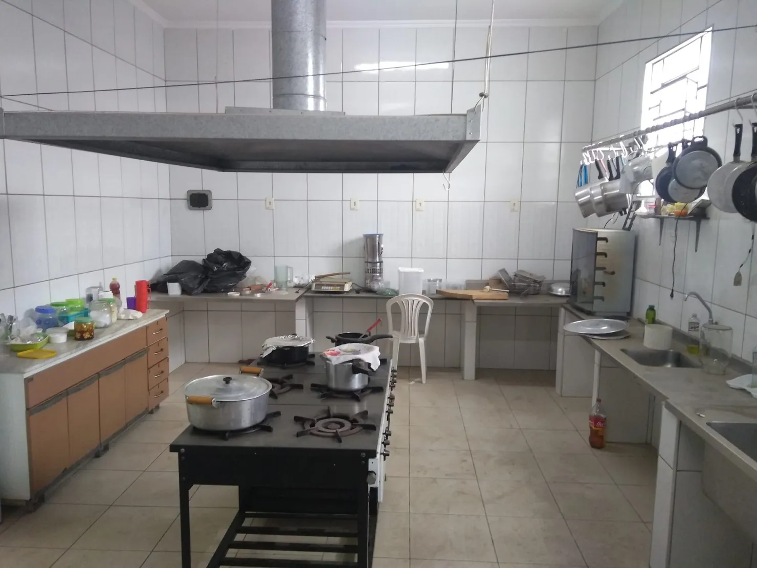 Imagem Comercial à venda 1 Quarto, 1 Suite, 300M², Cidade Nova, Pindamonhangaba - SP