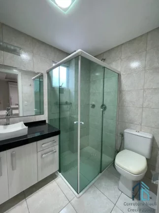 Imagem Apartamento 03 suítes, 02 vagas, Meia Praia em Itapema SC