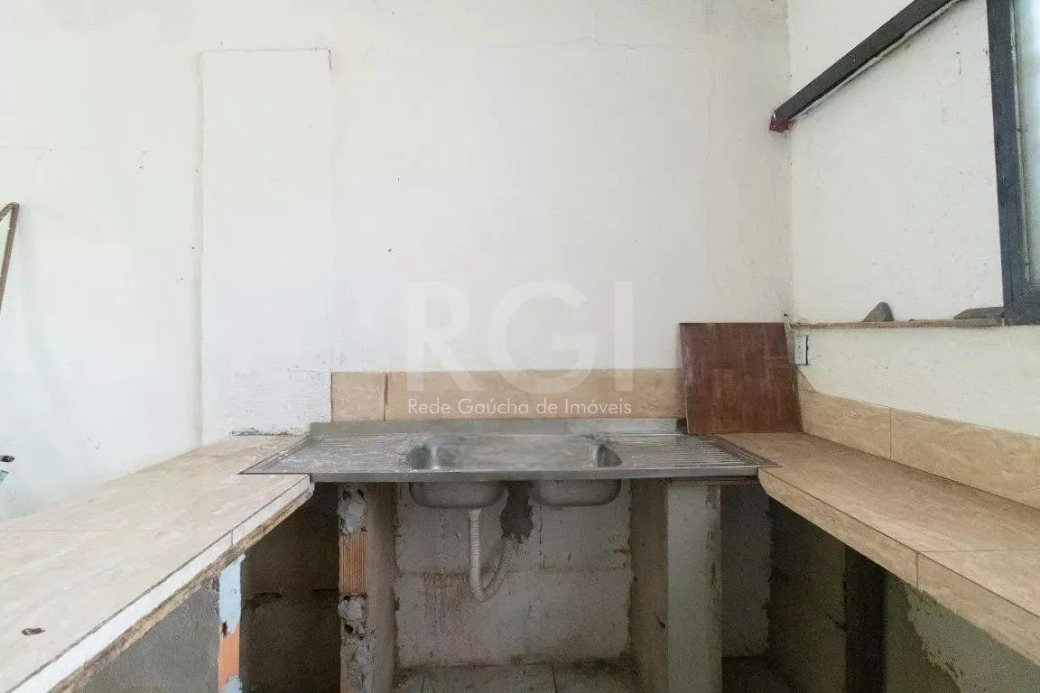 Imagem Vende casa 03 dormitórios, 275,22 m², bairro Azenha/Porto Alegre