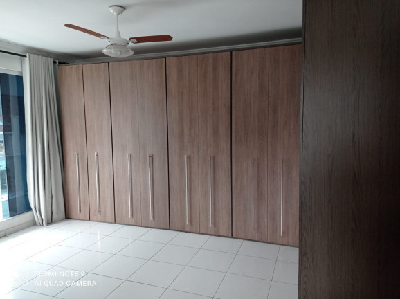 Casa com 5 Quartos à Venda, 380 m² em Centro - Guaratuba